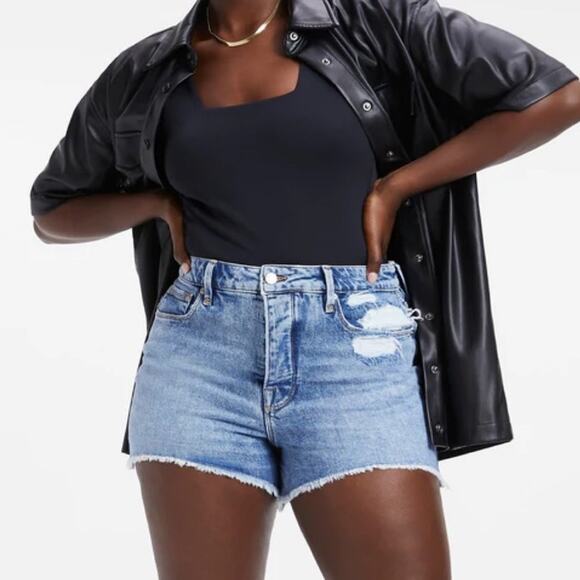 Good American Bombshell Shorts Size 14 / 32
Bombshell Jean High Rise NWT - Picture 7 of 7